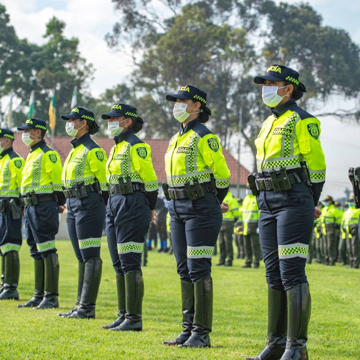 Llegan a Bogotá mil nuevos uniformados de la Policía Nacional