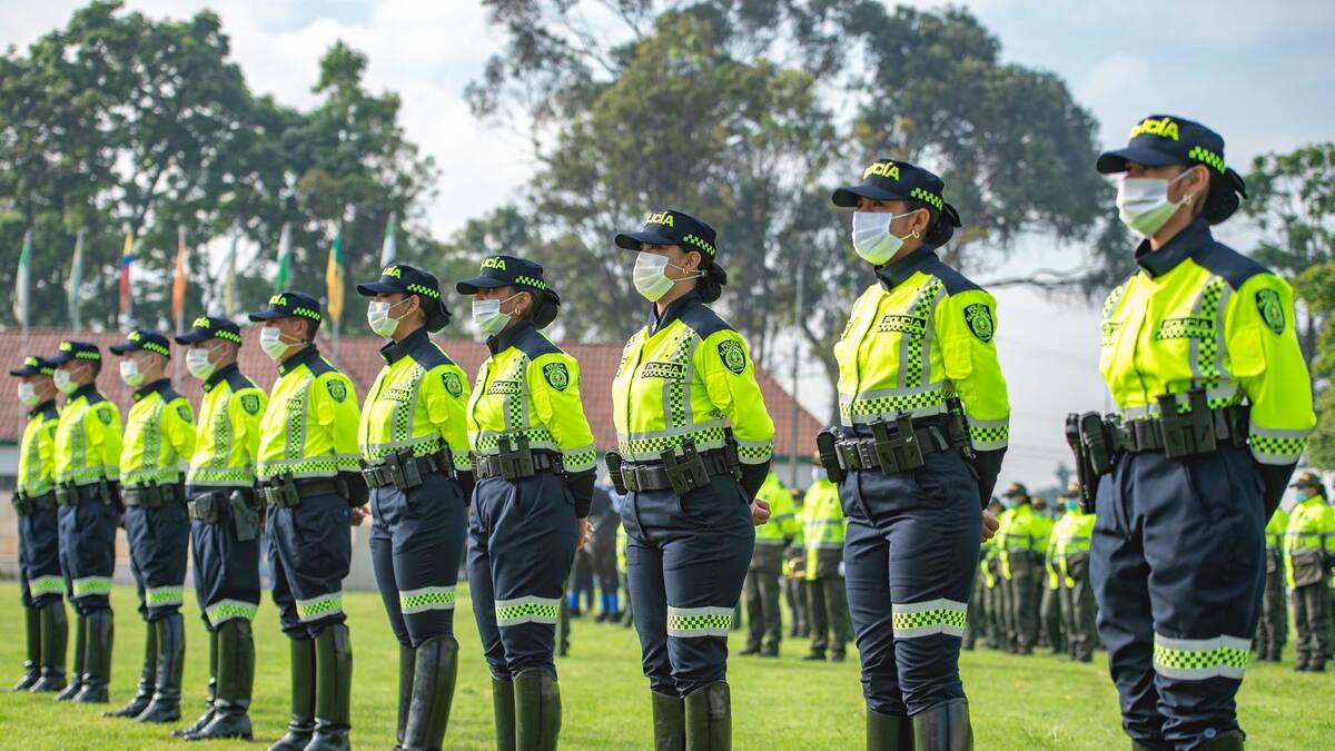 A sanción presidencial proyecto que da incentivos a policías con buen comportamiento