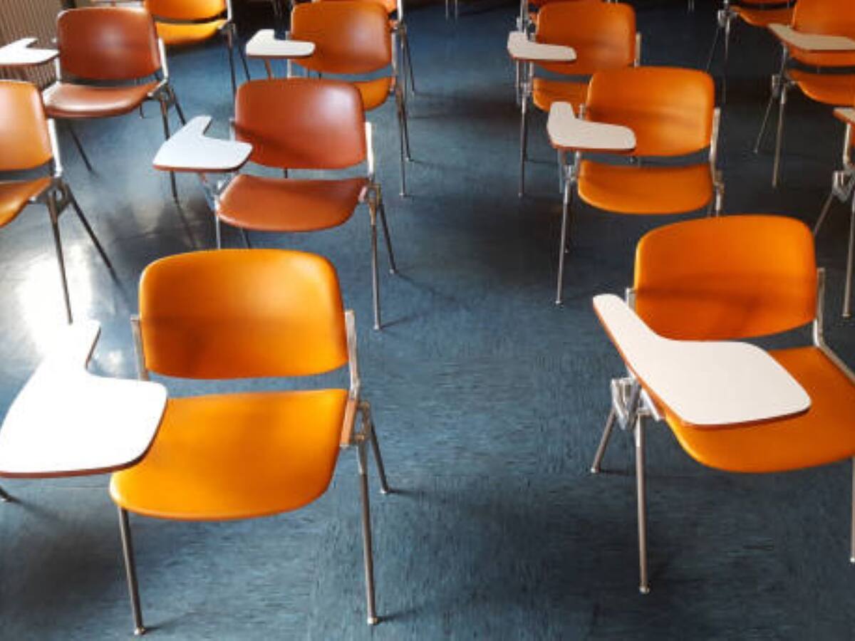 ‘Pico y aula’ en un colegio de Santa Marta ante las fallas en el servicio de energía