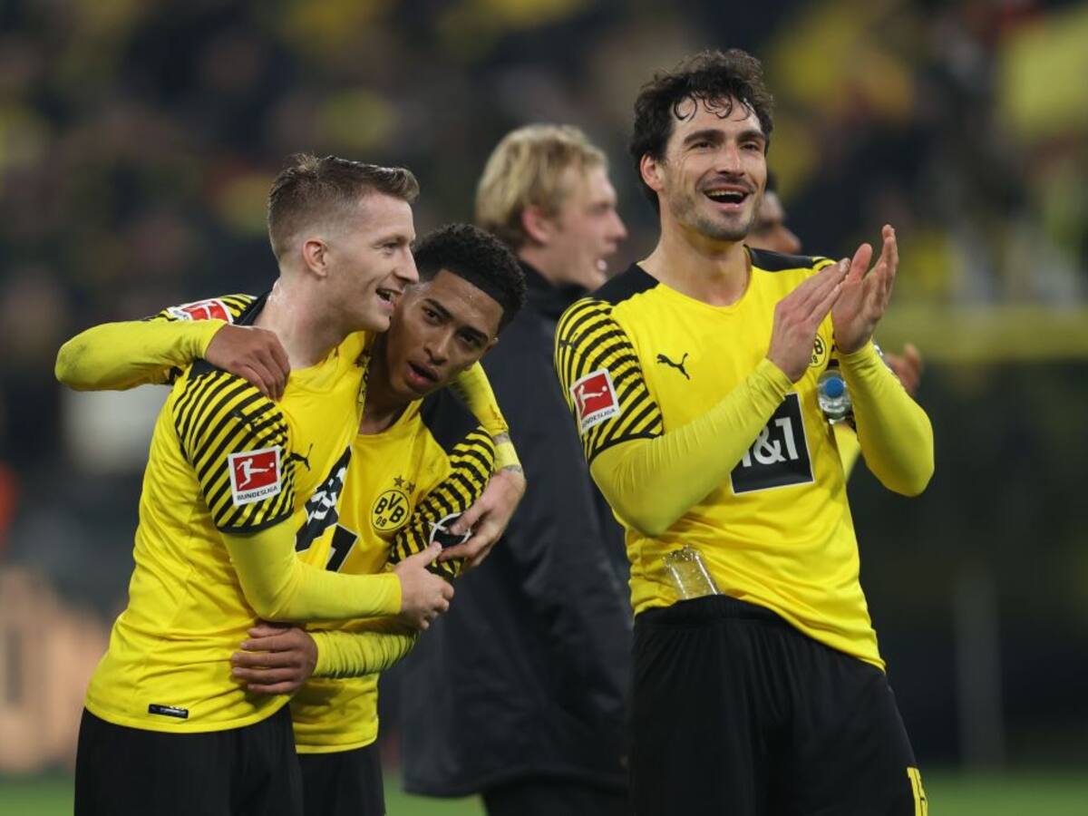 El Dortmund sufre pero gana y se sitúa a un punto del Bayern Múnich