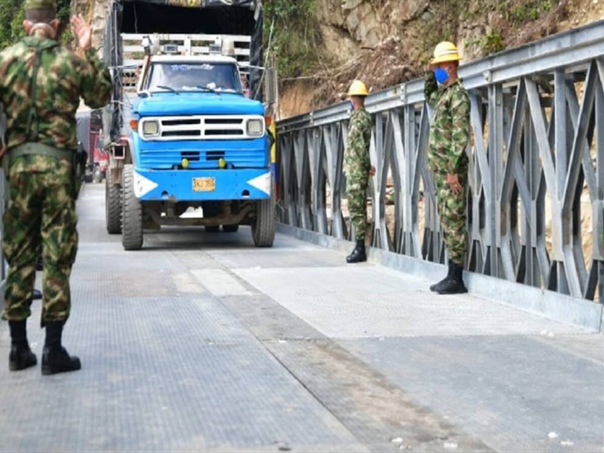 Habilitan el paso vehicular en la vía Curos - Málaga