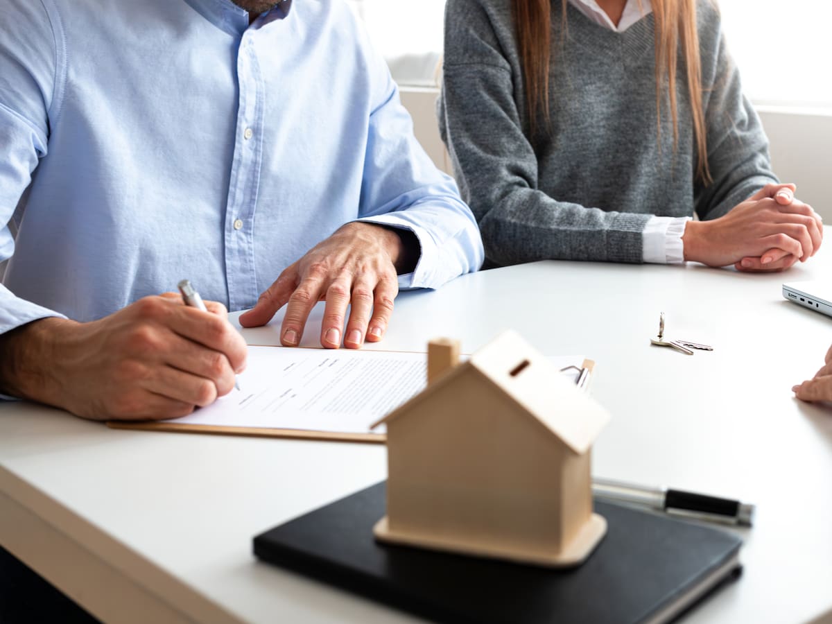 ¿Cómo calcular la ganancia ocasional en la venta de un inmueble? Guía para declaración de renta 2025