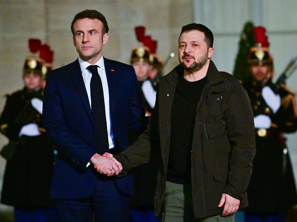 Macron habló con Zelenski e insiste en una “paz sólida y duradera en Ucrania”