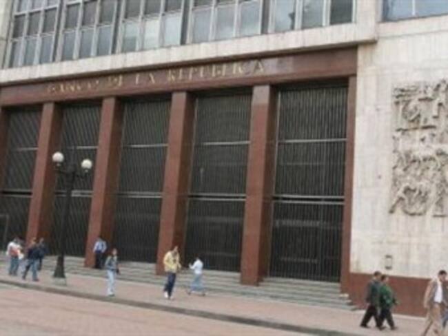 Crecimiento de la economía en 2012 será inferior al 4%, estima Banco de la República