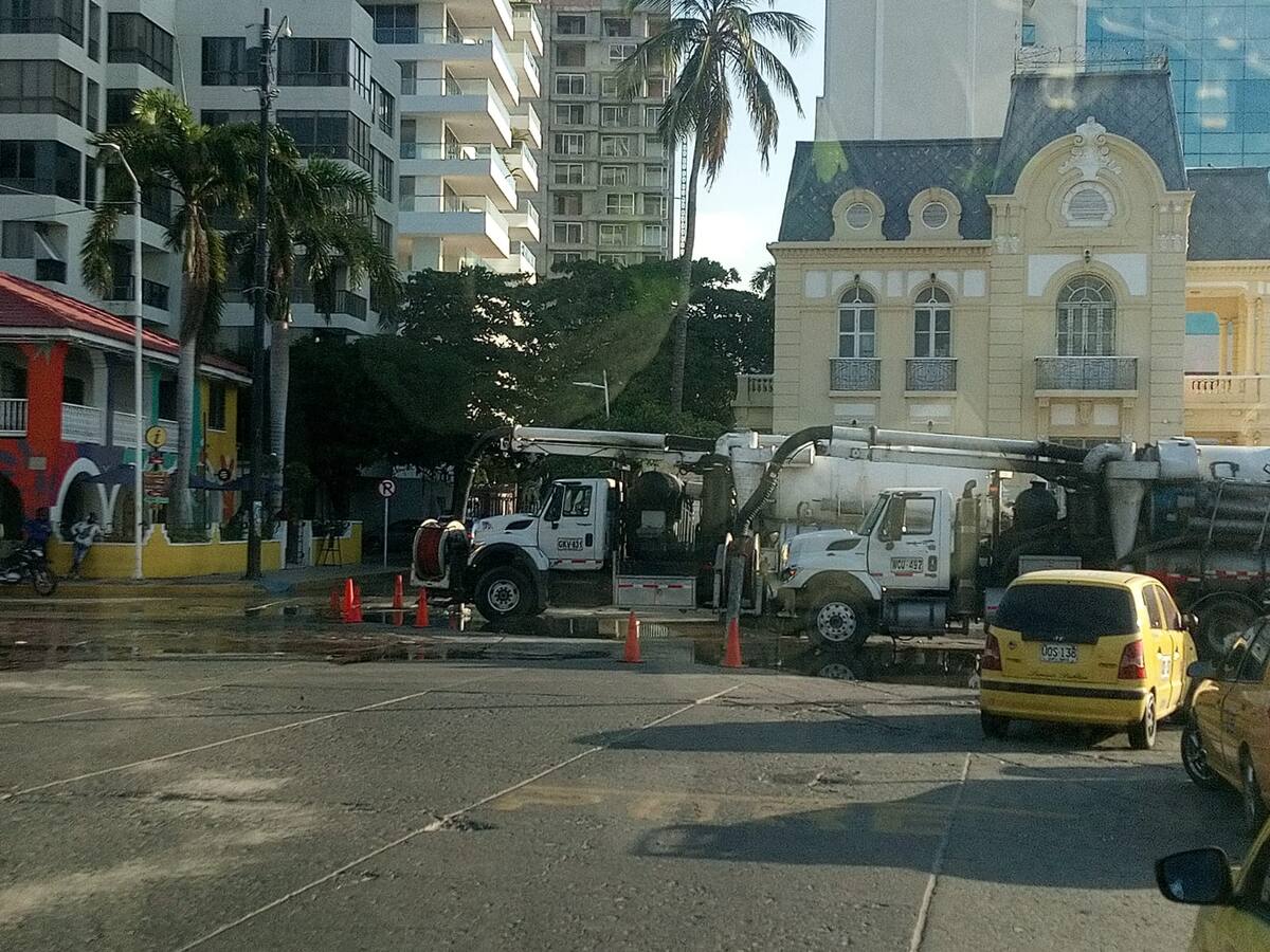 Gremio gastronómico samario advierte sobre crisis sanitaria ante rebosamiento de aguas residuales