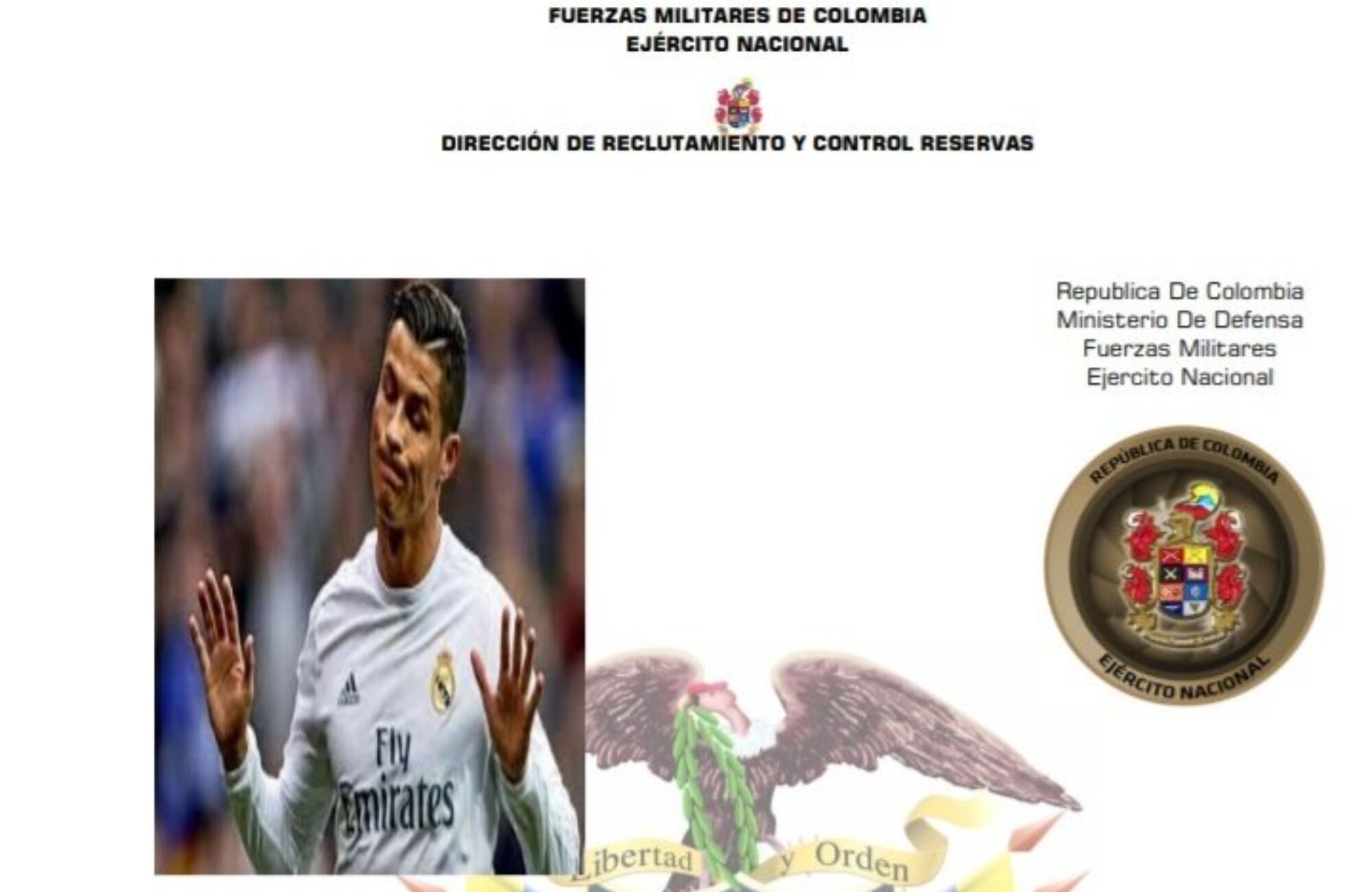 Libreta militar digital de joven colombiano con foto de Cristiano Ronaldo. Foto: Twitter: @DaveGovi