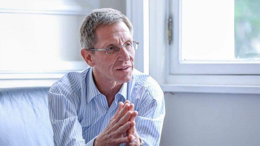 El consejero presidencial para la Estabilización, Emilio Archila, entregó el Plan Estratégico de Seguridad. Foto: Colprensa / CAMILA DÍAZ