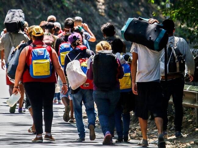 La Cancillería colombiana advirtió que ya son 3.100 las personas que han tenido que desplazarse de manera forzada al municipio de Arauquita. Foto: Getty Images / SCHNEYDER MENDOZ