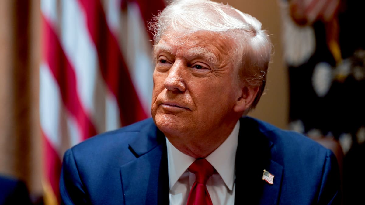 Trump aseguró que el Gobierno Petro cambió de opinión sobre deportados en “13 minutos”