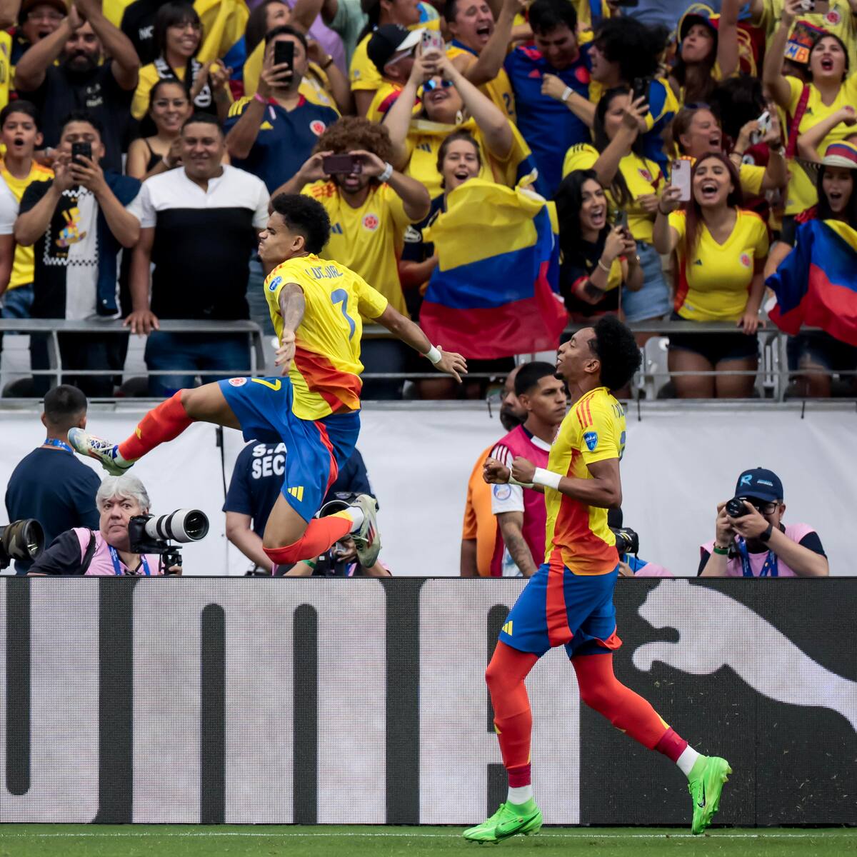 “¡Detonación jubilosa!”: Martín de Francisco narró el penal de Colombia ante Costa Rica
