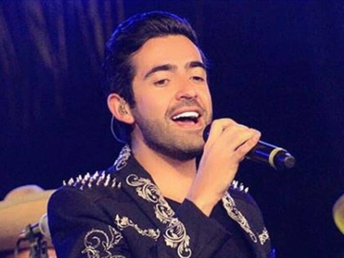 Perfiles W: Alejandro González