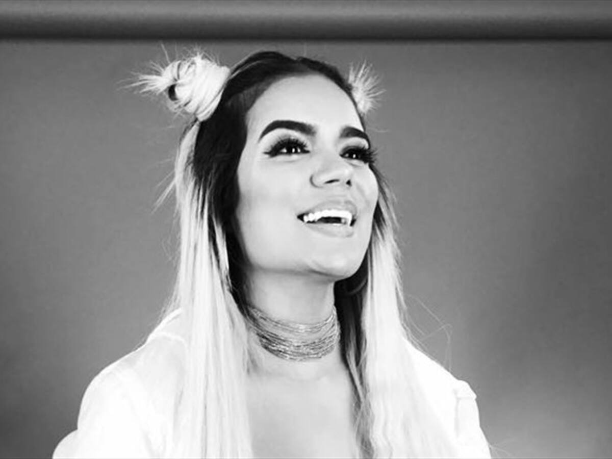 Karol G sigue ascendiendo en su carrera musical alcanzando récord que era de Gloria Stefan