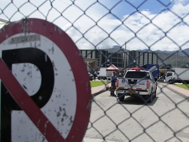 Internos de la cárcel La Picota de Bogotá protestaron ante la inconformidad por las medidas de protección anunciadas para prevenir el contagio de coronavirus (Covid-19). Foto: Colprensa