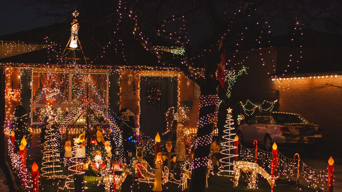 Tome nota: estos son algunos objetos que subirían el valor del recibo de la luz en Navidad
