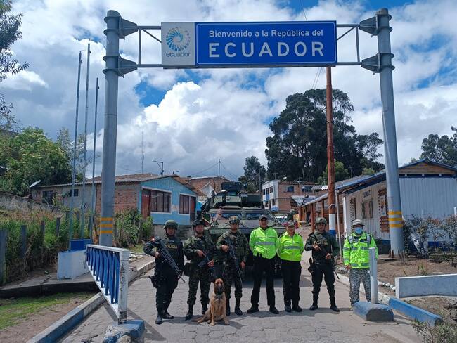 “Existe una cooperación en seguridad entre Colombia y Ecuador”: comandante FF.MM.