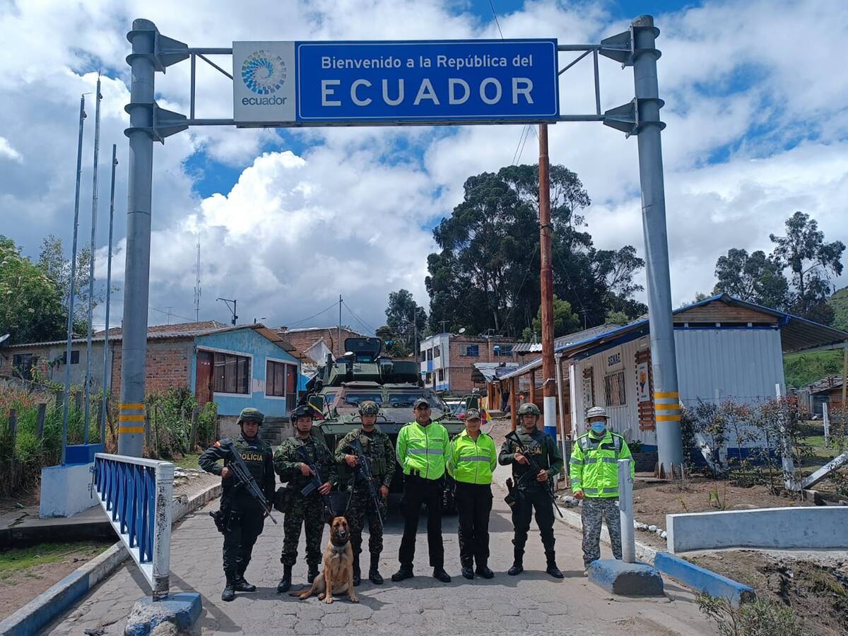 “Existe una cooperación en seguridad entre Colombia y Ecuador”: comandante FF.MM.