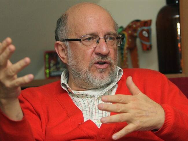 Este es el libro que recopila la historia de amor de algunos personajes históricos