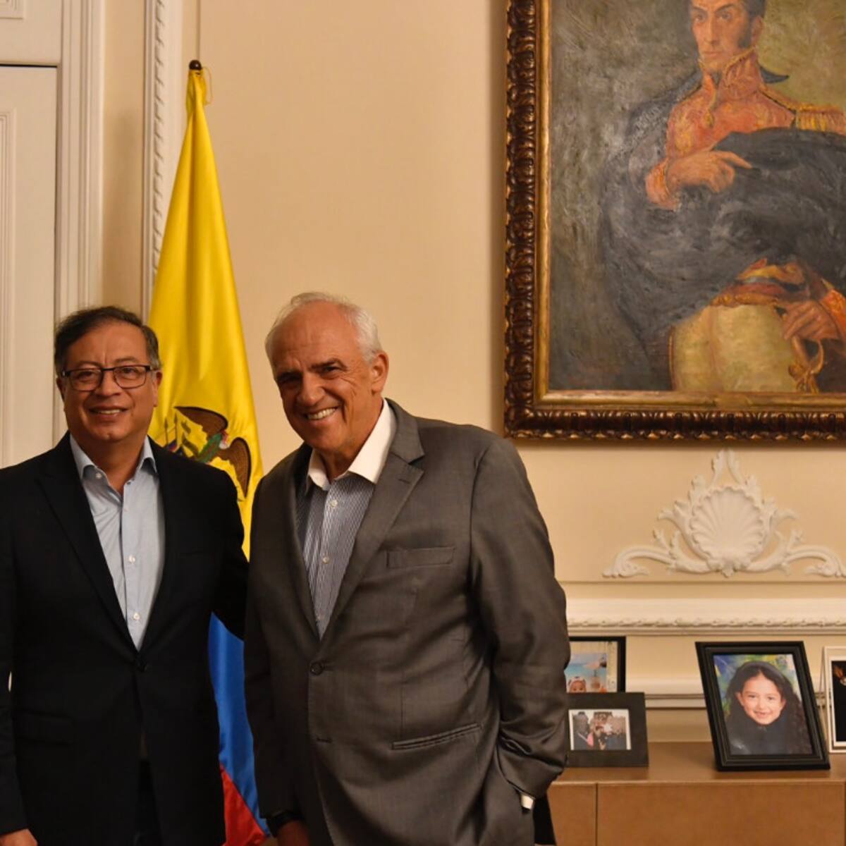 Presidente Gustavo Petro y expresidente Ernesto Samper se reunieron en la Casa de Nariño