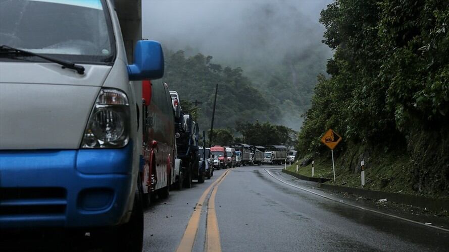 Camioneros reportaron pérdidas que les dejó cierres de la vía Bogotá – Villavicencio. Foto: Colprensa