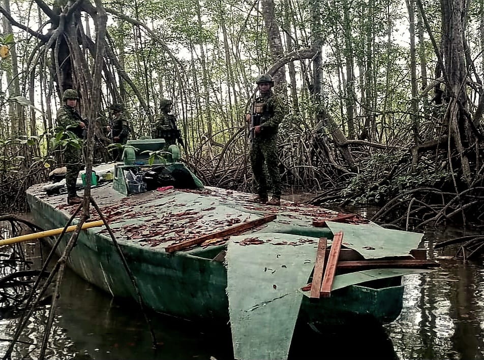 Semisumergibles de las disidencias de las Farc . Foto: Cortesía Fuerzas Militares.