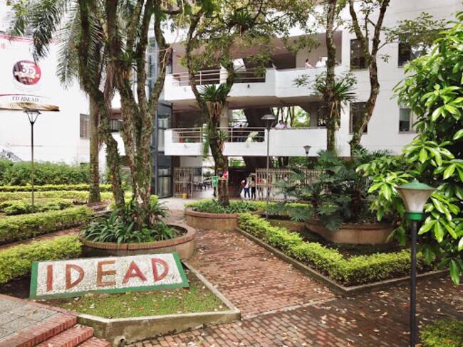 Reacreditación de alta calidad a Licenciatura en Literatura y Lengua Castellana del Idead