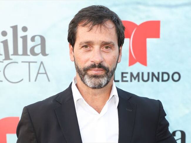 El actor Juan Pablo Shuk da detalles de la serie ‘Los internacionales’