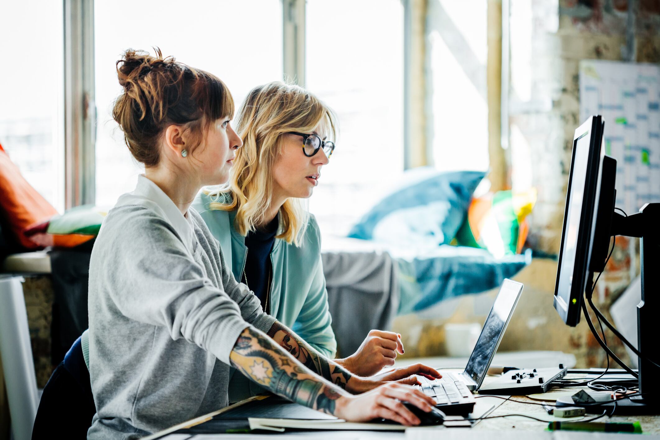 Mujeres trabajando imagen de referencia. Foto: Getty Images.