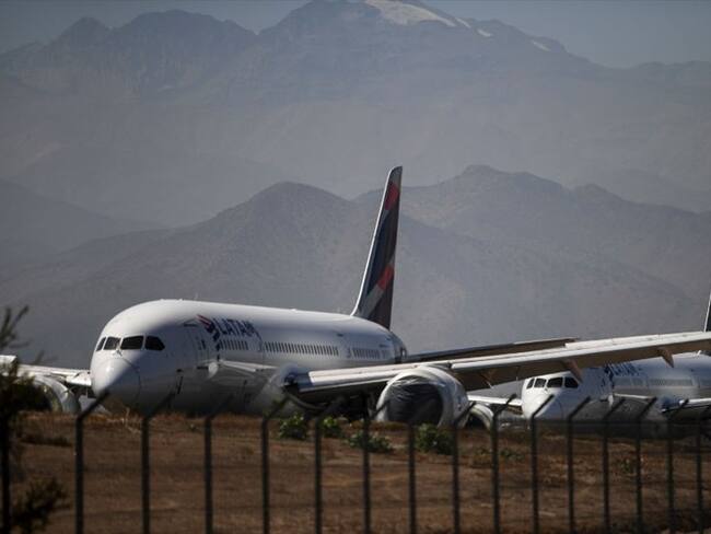 Latam Airlines Group S.A. y sus filiales, anunciaron la reducción en 95% de sus operaciones de pasajeros durante abril del presente año. Foto: Getty Images