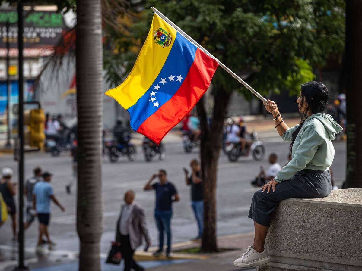 Viene otro tsunami migratorio: académico venezolano tras resultado electoral