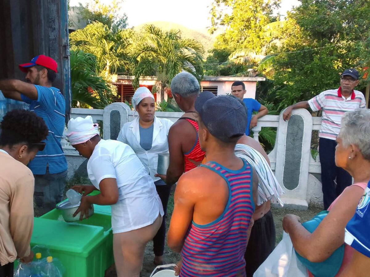 Miles de personas evacuan en Cuba tras fuertes lluvias por el paso de la tormenta ‘Oscar’