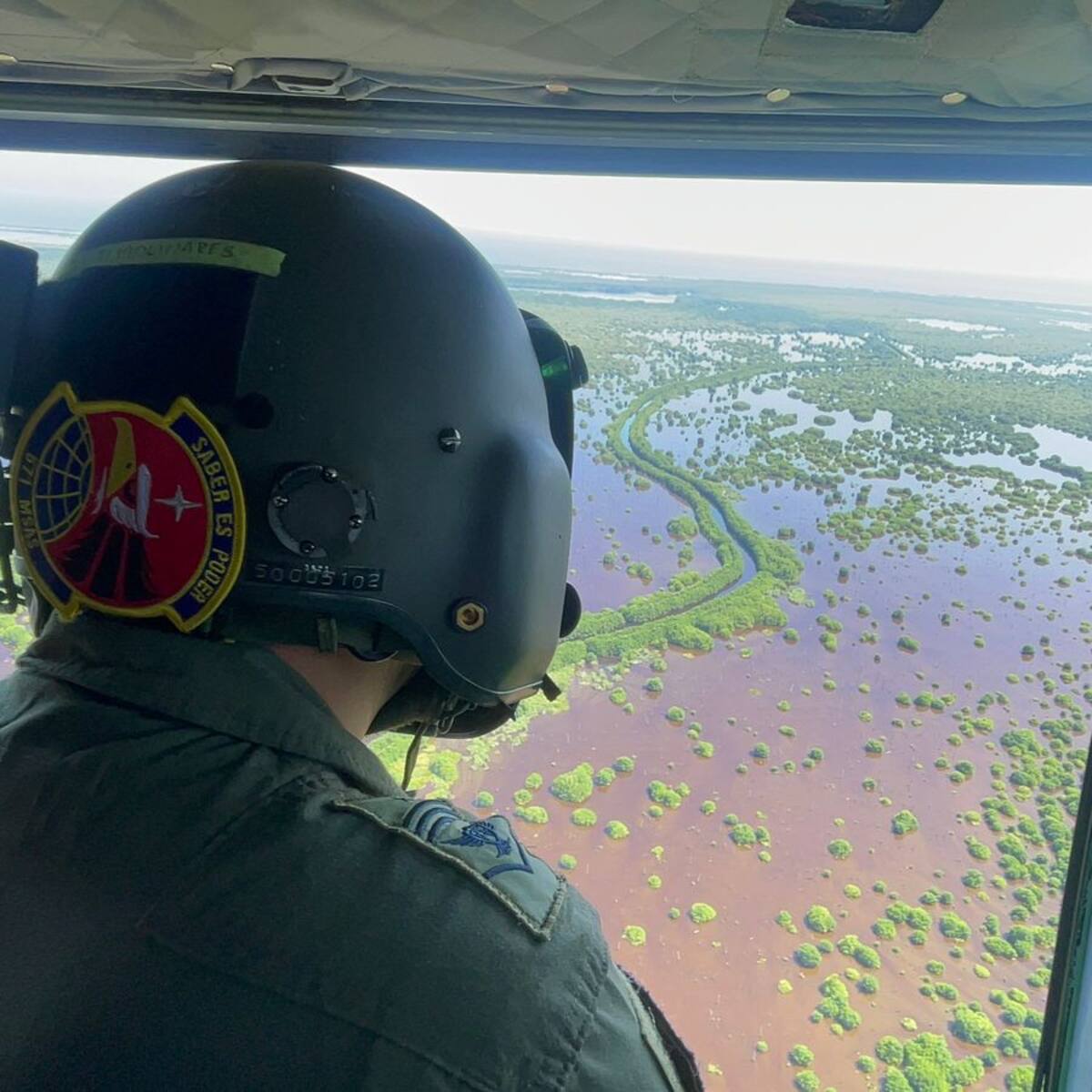 Fuerza Aérea inició monitoreo para la conservación en la Vía Parque Isla Salamanca