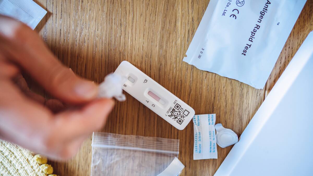 COVID-19 en Colombia: 301 nuevos contagios y 6 fallecimientos más