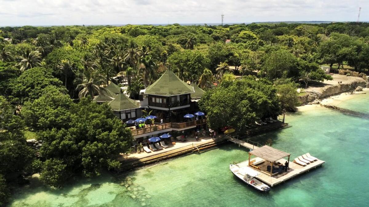 La pelea entre administradores de hotel de Islas del Rosario y la ANT por desalojo