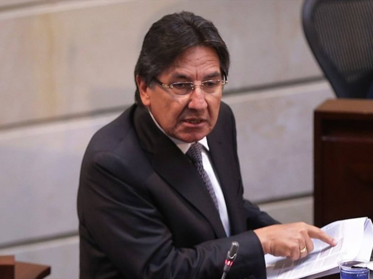 Fiscalía advierte de 16 edificios en riesgo de caerse en Cartagena