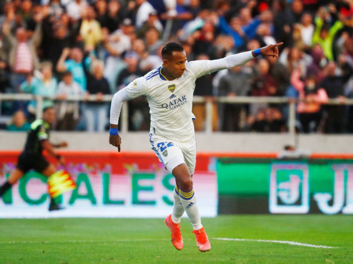 Video: Sebastián Villa anota doblete y vuelve a celebrar con Boca Juniors