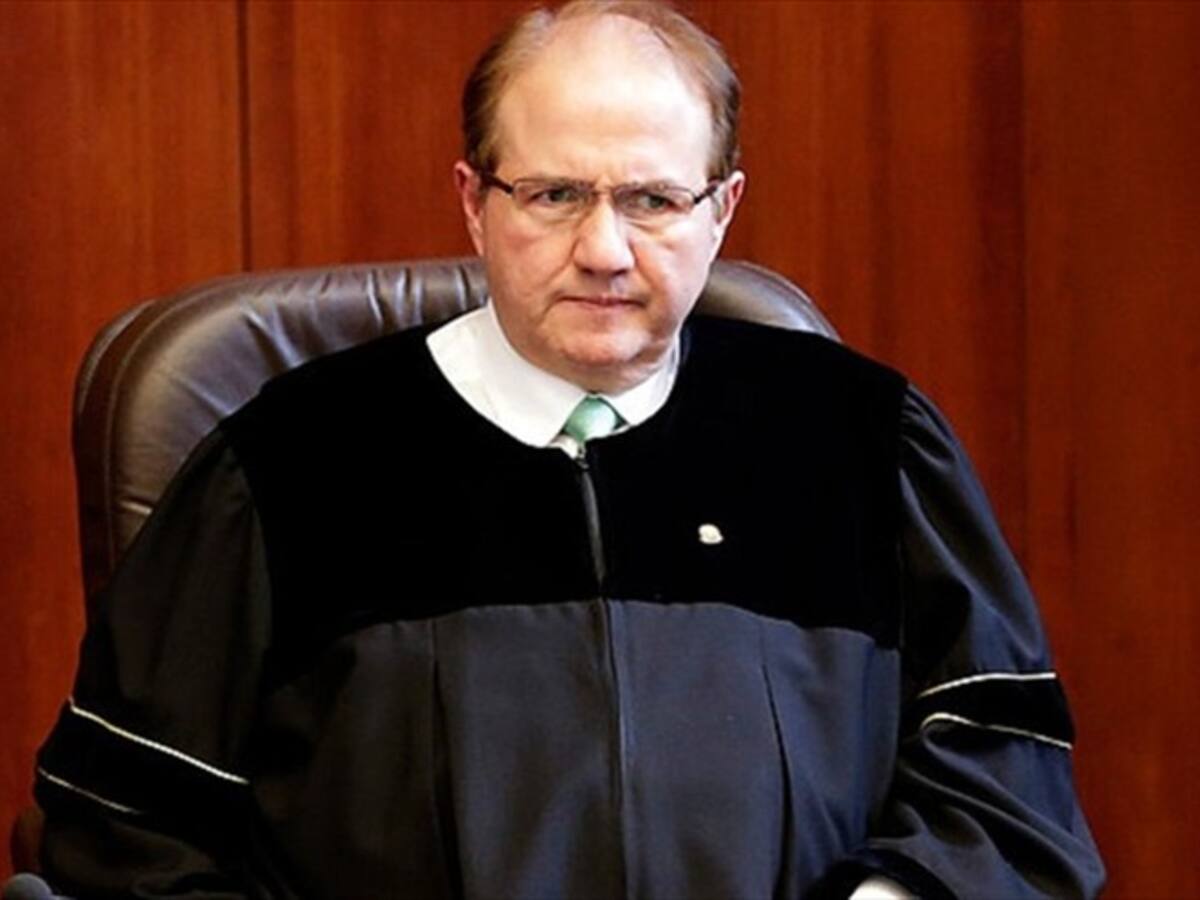 Piden investigar a defensa de Leonidas Bustos por dilatar proceso