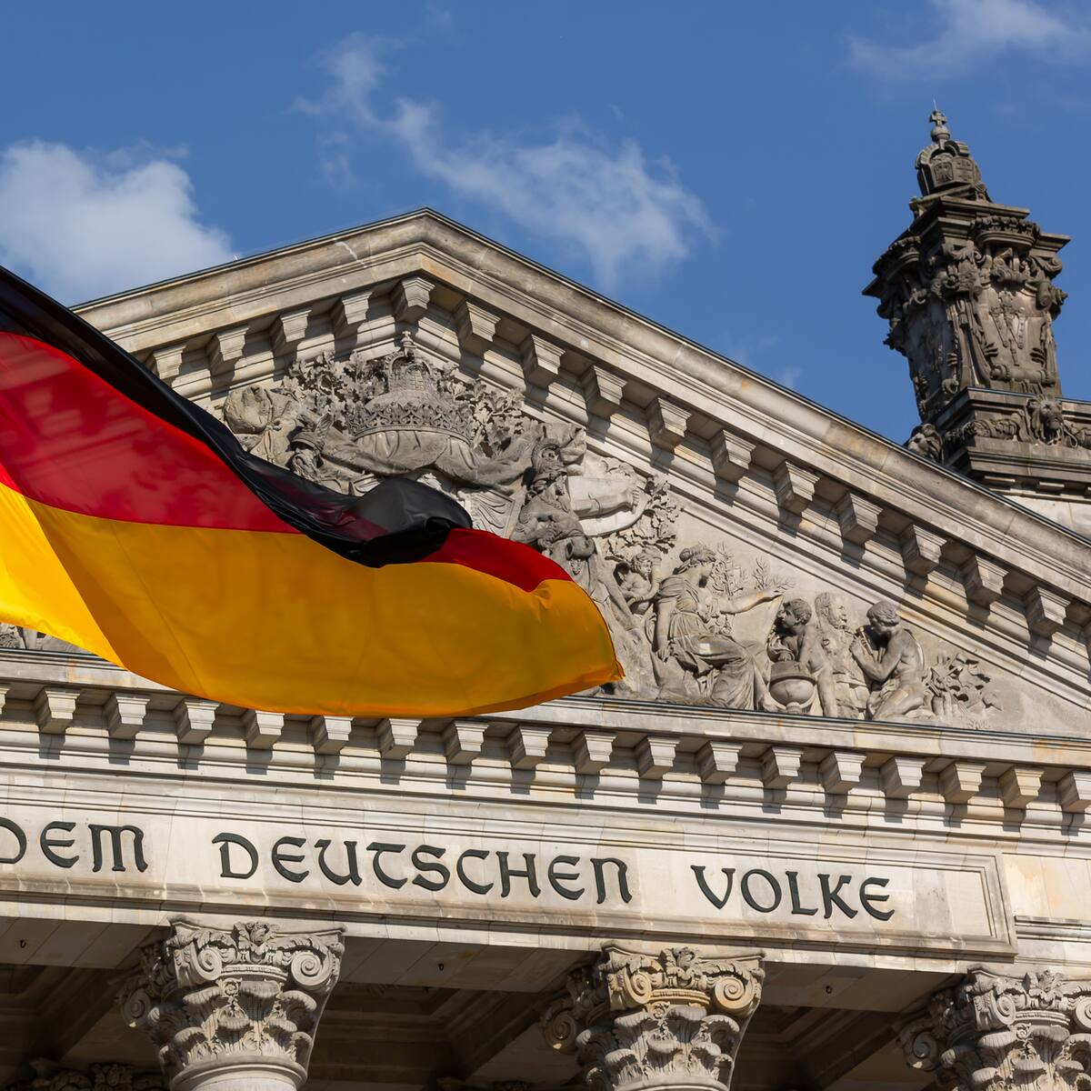 ¿Cómo sacar un permiso de trabajo en Alemania para colombianos? Salario mínimo de ese país
