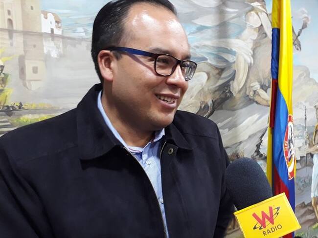 Óscar Jiménez aseguró que se debe dar cumplimiento al decreto del Invima de inspección y vigilancia de las carnes y de derivados cárnicos en Tunja. Foto: Jorge Herrera (W Radio)