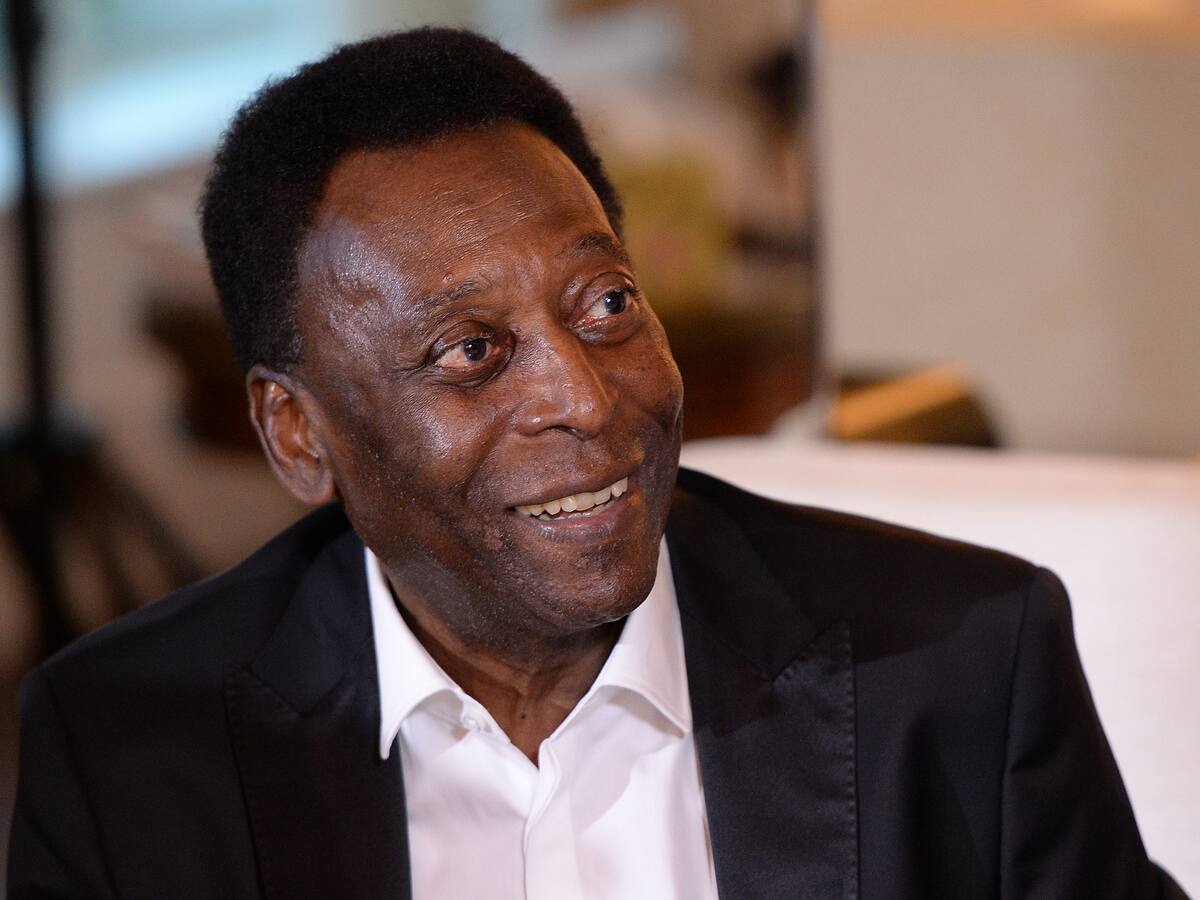Petro recuerda a Pelé: “el mejor jugador de fútbol del mundo”