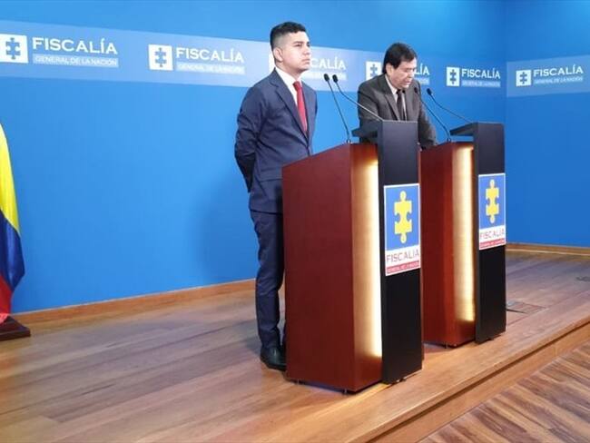 Aspecto de la rueda de prensa del vicefiscal Jaime Camacho y el Minvivienda, Jonathan Malagón. Foto: Fiscalía