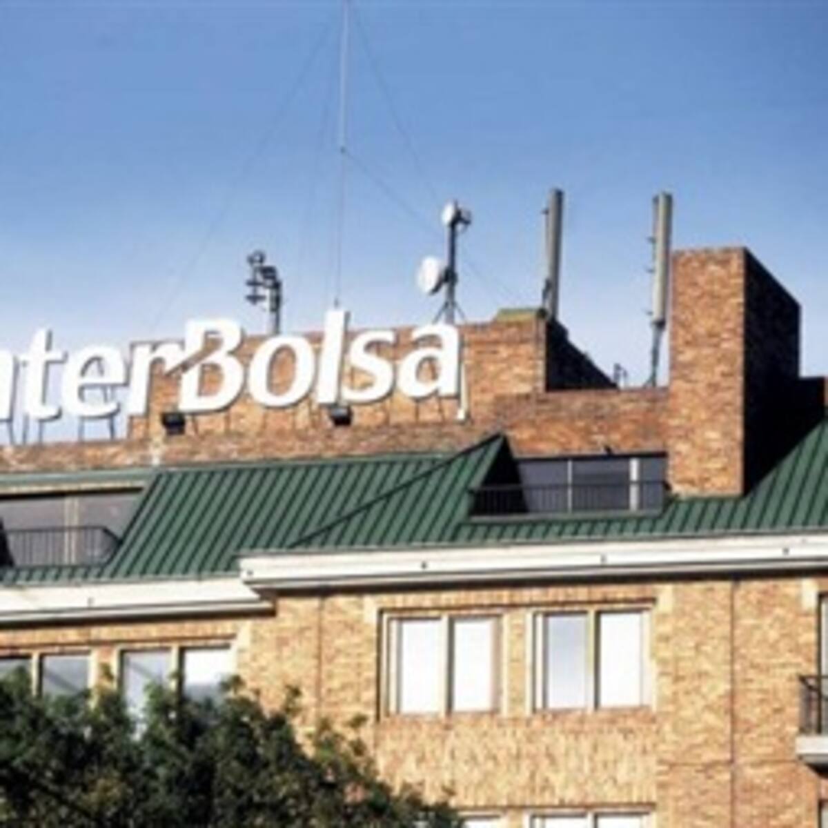 Mantienen decisión que anuló la renovación de póliza global bancaria de Interbolsa