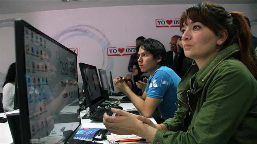 Pese a que Iván Duque, anunció que solo en el primer semestre del año se generaron 45 mil emprendimientos en ese sector, lo cierto solo 1.500 empresas mostraron interés Foto: Colprensa.