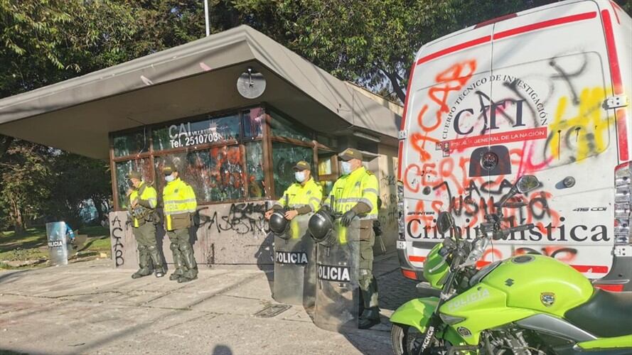 CAI de Villa Luz, al occidente de Bogotá. Foto: W Radio.