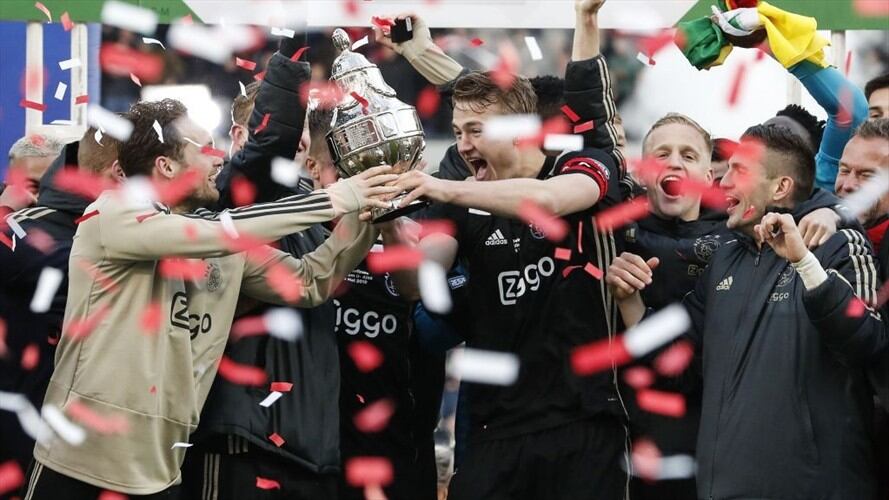 Ganó imponiéndose al Willem II de Tilburgo en el estadio De Kuip de Róterdam.. Foto: Getty Images