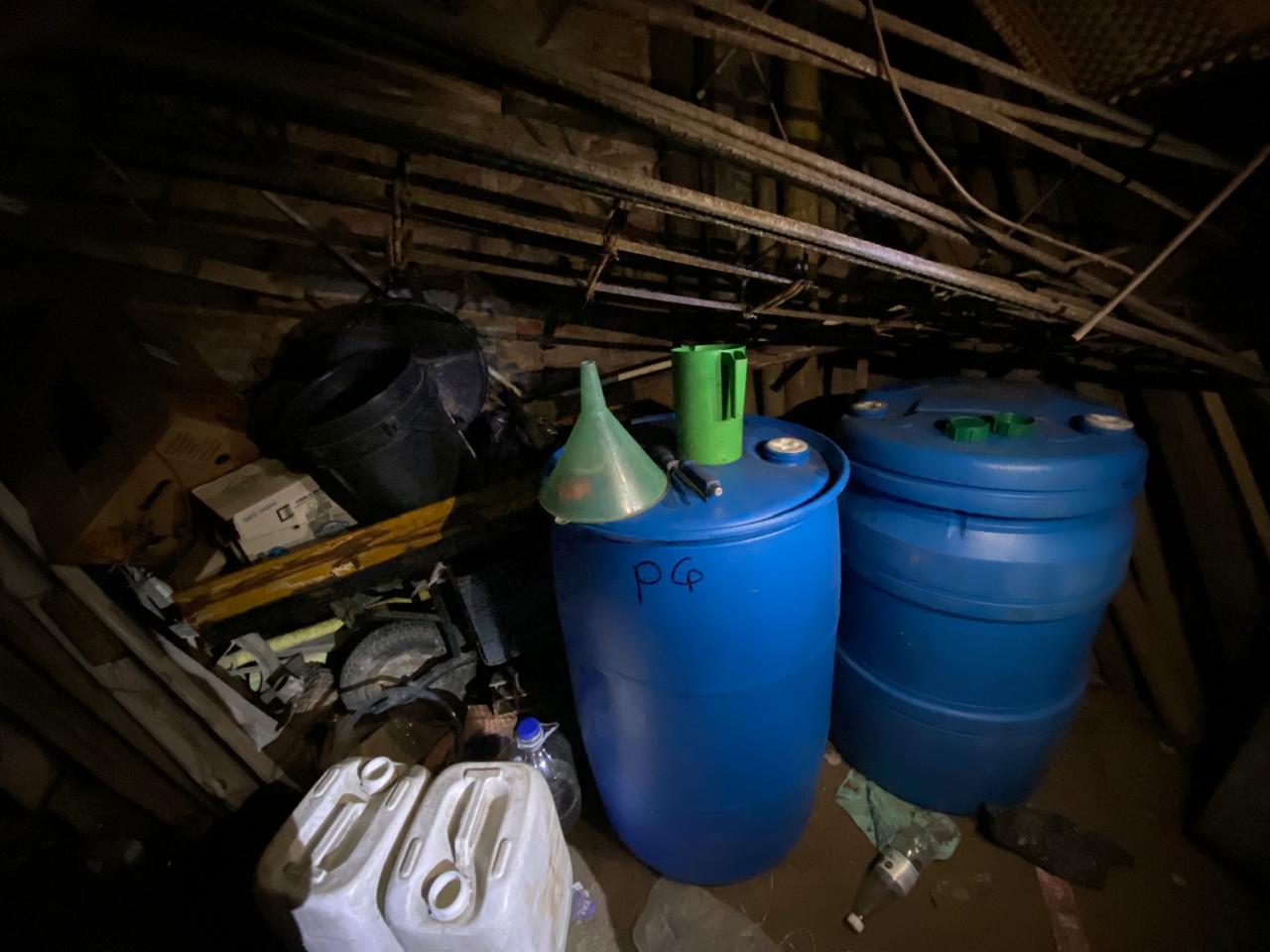 Desmantelan fábrica familiar de licor adulterado en Cúcuta. / Foto: MECUC.