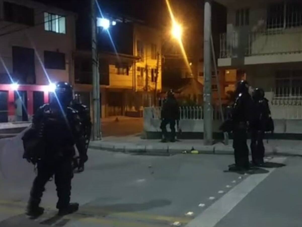 Marcha de antorchas terminó en disturbios en Popayán