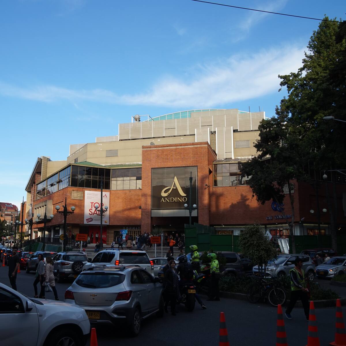 Centro comercial Andino le gana disputa en la SIC a Corferias