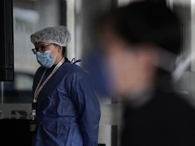 Médico explica la "tormenta de citoquinas" que podría matar a pacientes con COVID-19