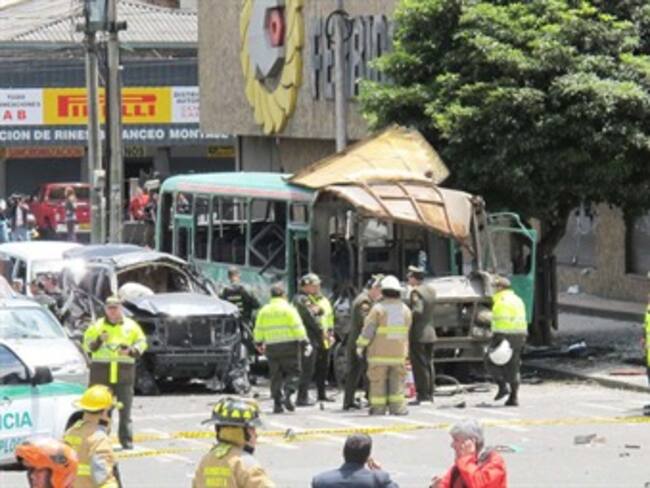 Atentado contra exministro Londoño apunta hacia las Farc, dice general Mantilla