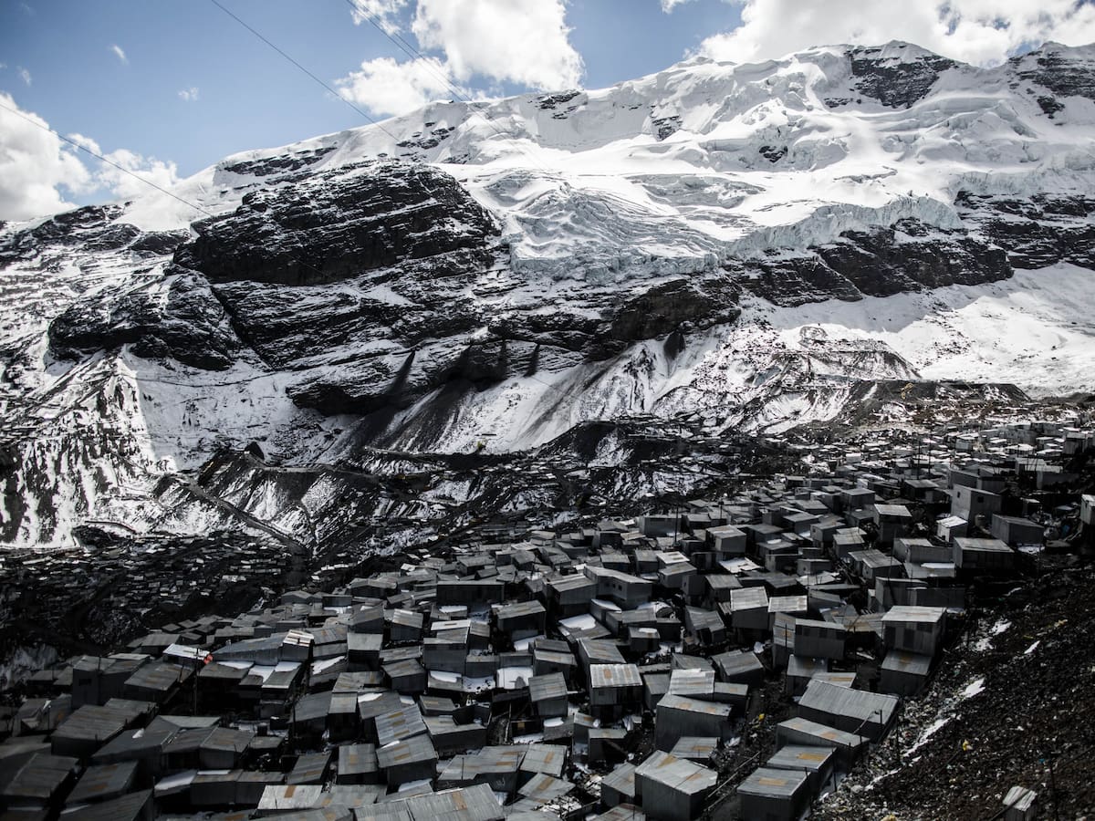 ¿Dónde queda la ciudad más alta del mundo? Está a 4,366 km de Bogotá